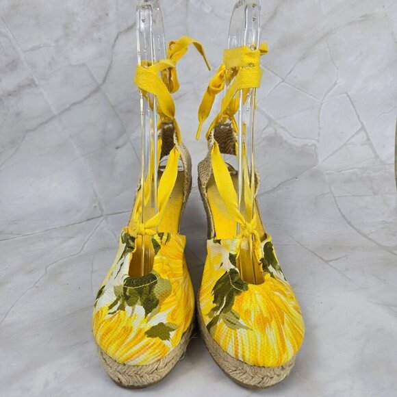 L. K. Bennett Size 40 (US 8.5) Yellow Lace Up Wedge Heels Floral Print Textile - Picture 2 of 16